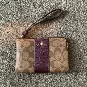 Coach Wristlet in Signature Canvas